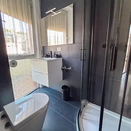 Modern Studio With Terrace - 19 *