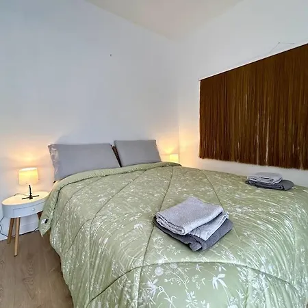 Modern Studio With Terrace - 19 Apartment