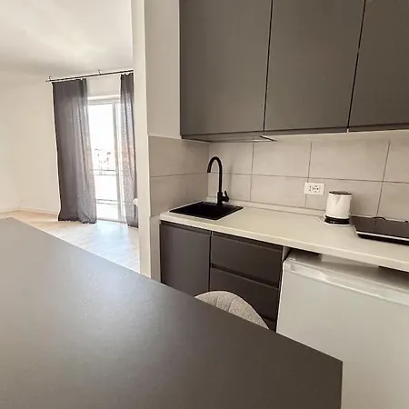 Apartment Modern Studio With Terrace - 19